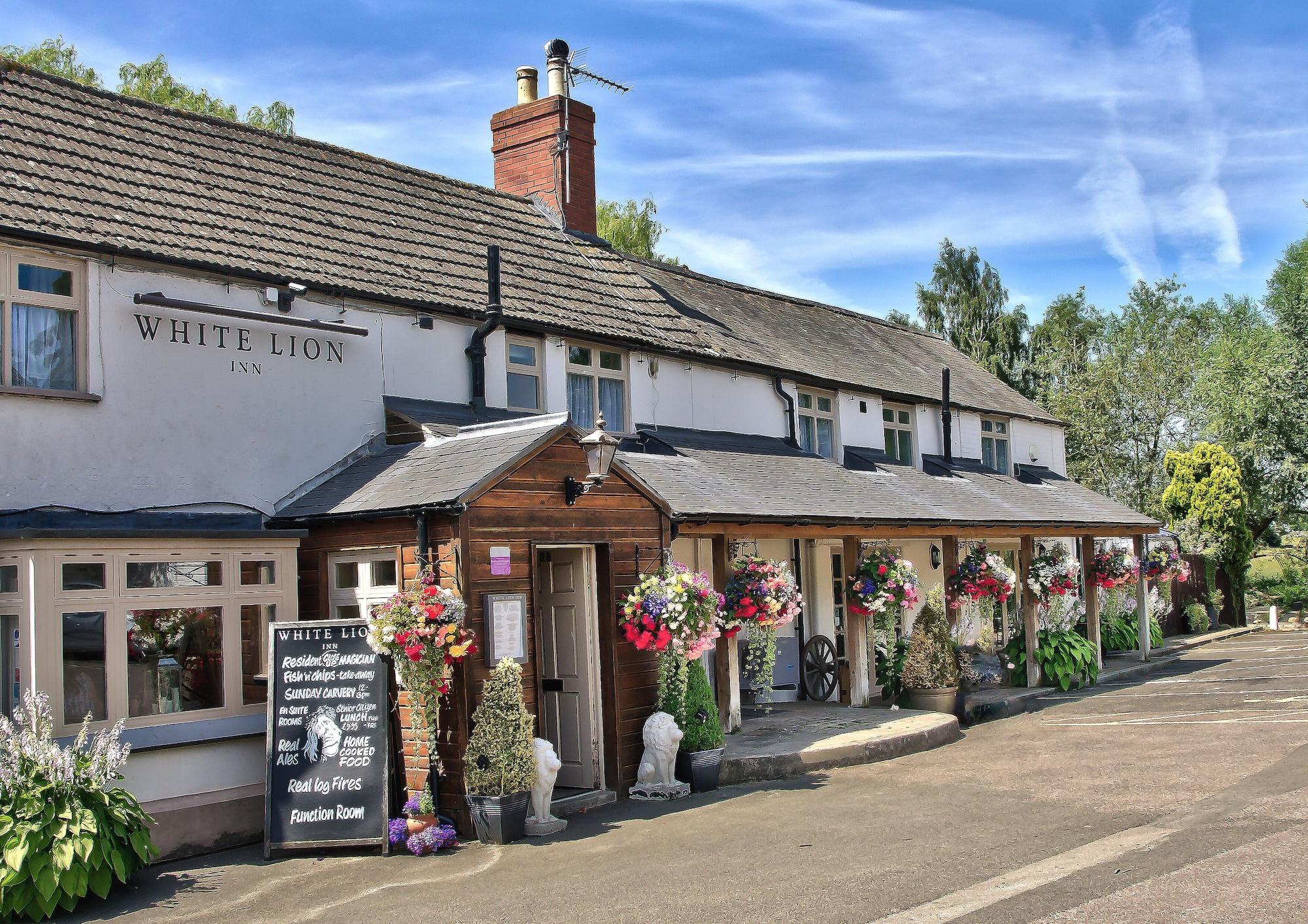 The White Lion Inn Oakham Buitenkant foto