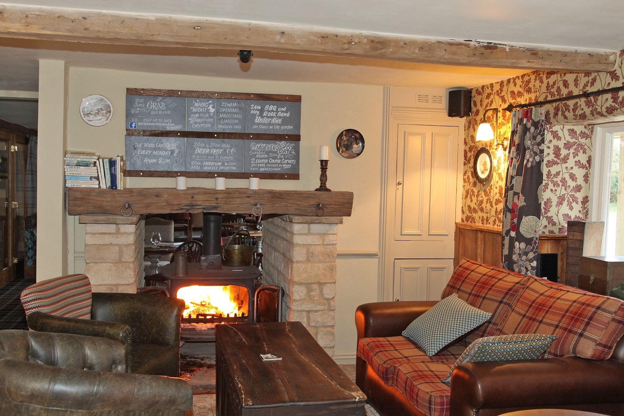 The White Lion Inn Oakham Buitenkant foto